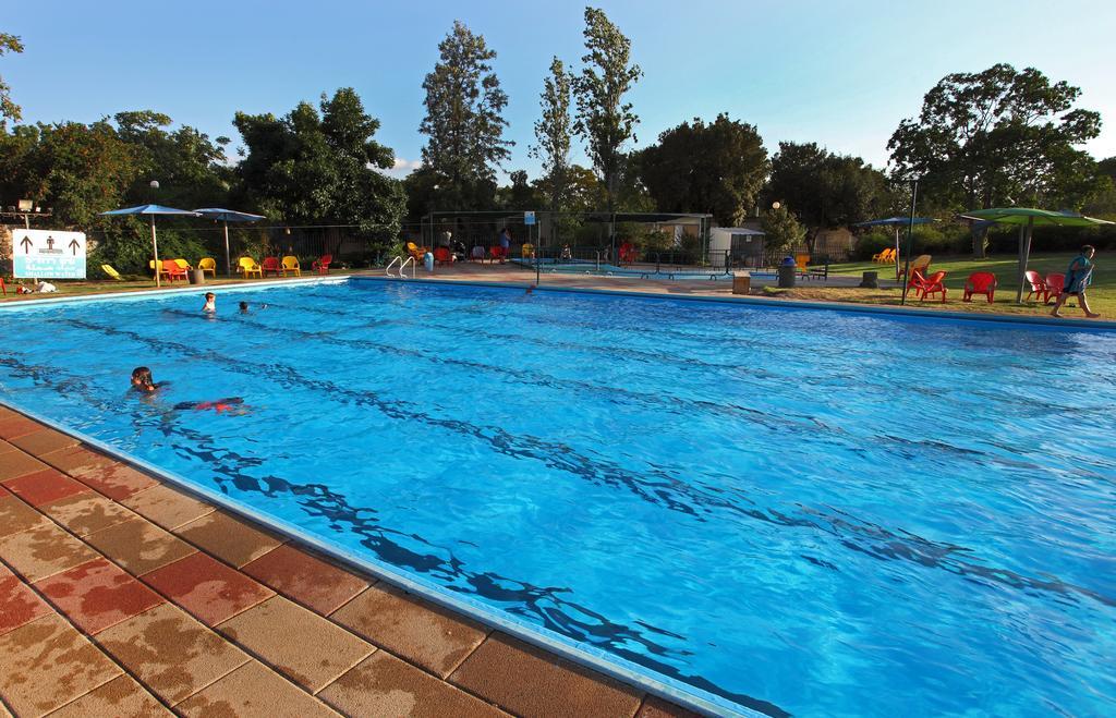 Etnachta Kibbutz Afik Vila Exterior foto